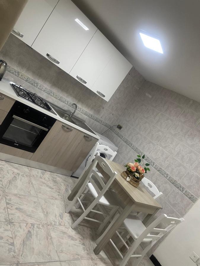 Casa Vacanza La Serenella Daire Napoli Dış mekan fotoğraf